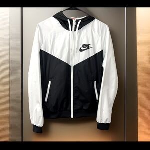Nike Classic THE WINDRUNNER 1st Hoodie Jacket Raglan Sleeves Logo Zipper🔥Medium